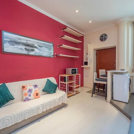Xenia Apartments - Colorful Apartment In Fiera Area Mediolan Zewnętrze zdjęcie